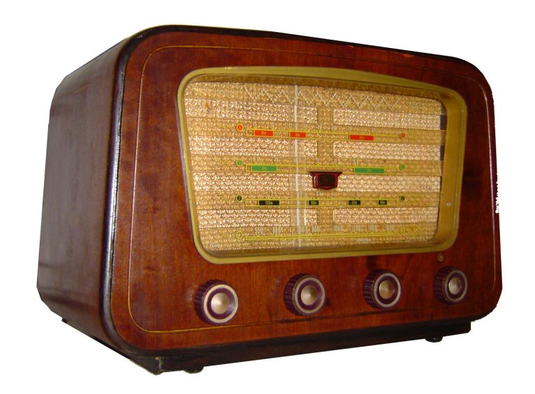 La gloriosa radio en Argentina, nace en 1920