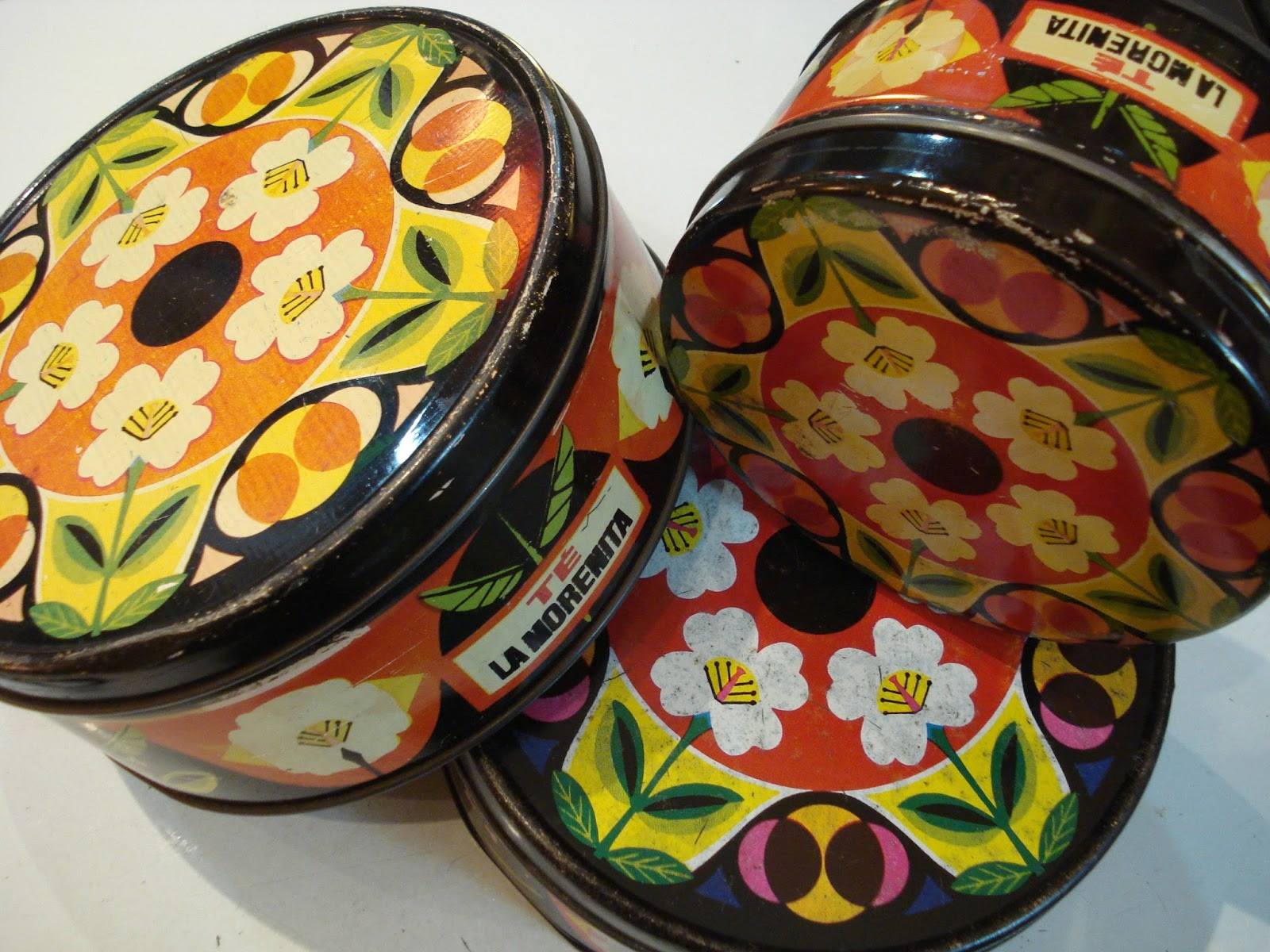 La Morenita y sus latas finamente decoradas